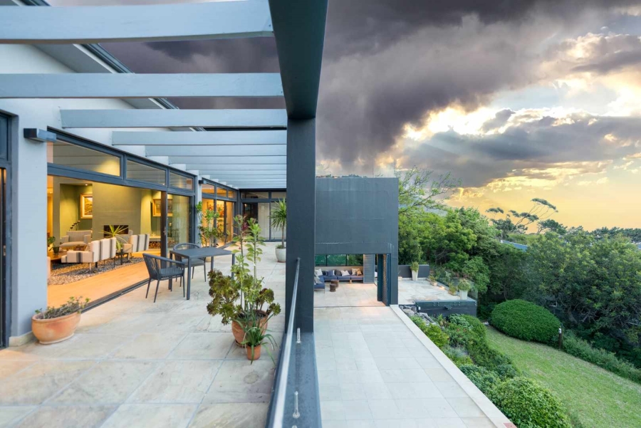 5 Bedroom Property for Sale in Camps Bay Western Cape